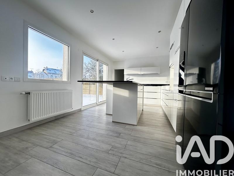 Maison - 126 m² - 5 pièces