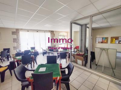 Immeuble mixte - 440 m²