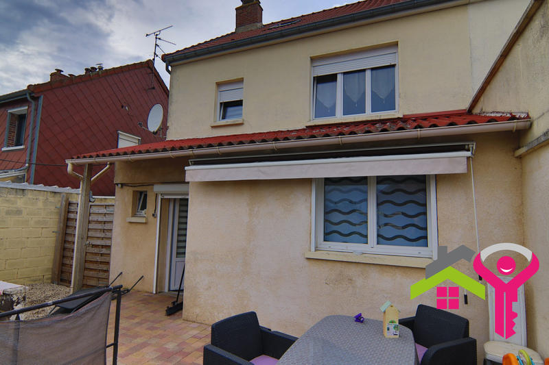 Maison - 115 m² - 4 pièces