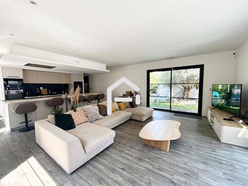 Villa - 120 m² - 4 pièces