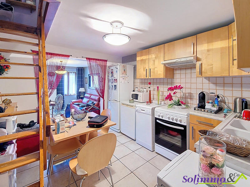 Maison - 82 m² - 6 pièces