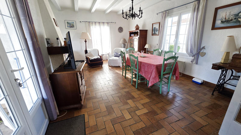 Maison - 91 m² - 5 pièces