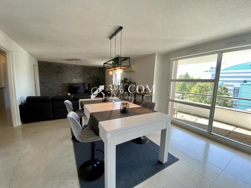 Appartement - 80 m² - 3 pièces