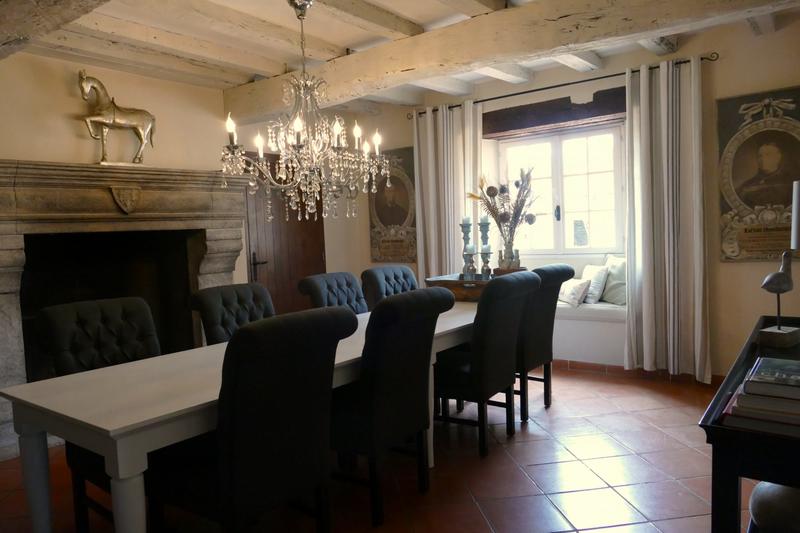 Maison - 655 m² - 20 pièces