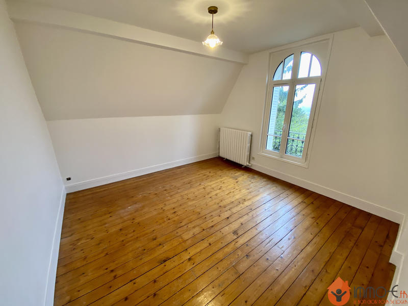 Maison - 130 m² - 7 pièces