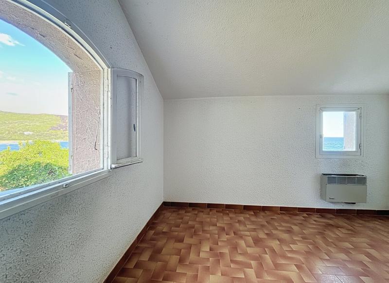 Propriété - 235 m² - 12 pièces