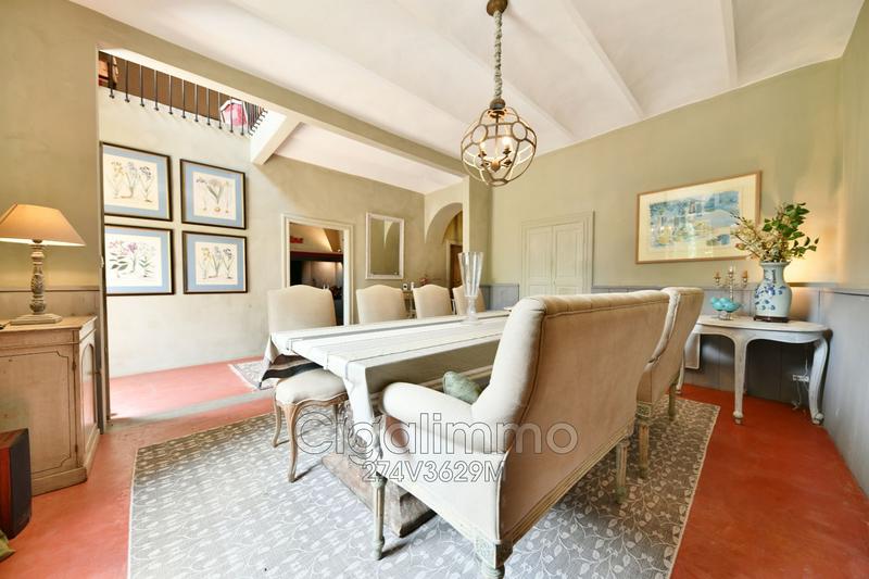 Maison en pierre - 230 m² - 7 pièces