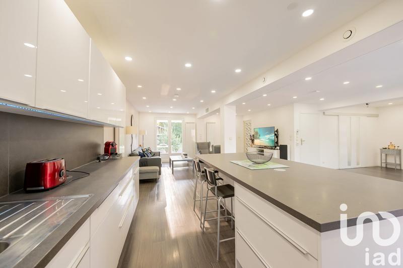 Maison - 140 m² - 6 pièces