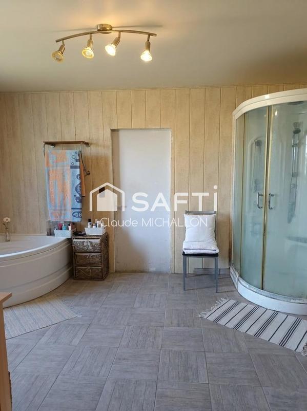 Maison - 120 m² - 4 pièces