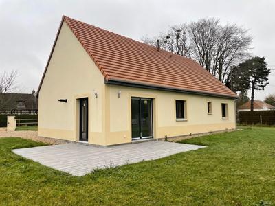 Maison - 93 m² - 4 pièces