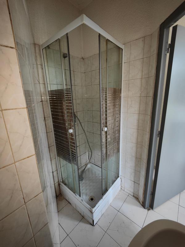 Studio - 13 m² - 2 pièces