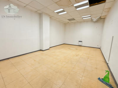 Local commercial - 177 m²