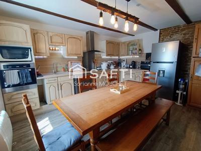 Maison - 146 m² - 6 pièces