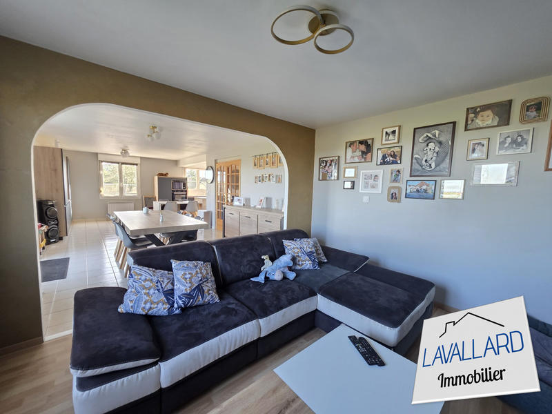 Maison - 140 m² - 6 pièces