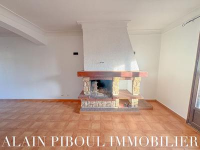 Maison traditionnelle - 100 m² - 4 pièces