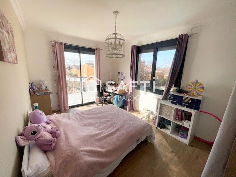 Maison - 100 m² - 8 pièces