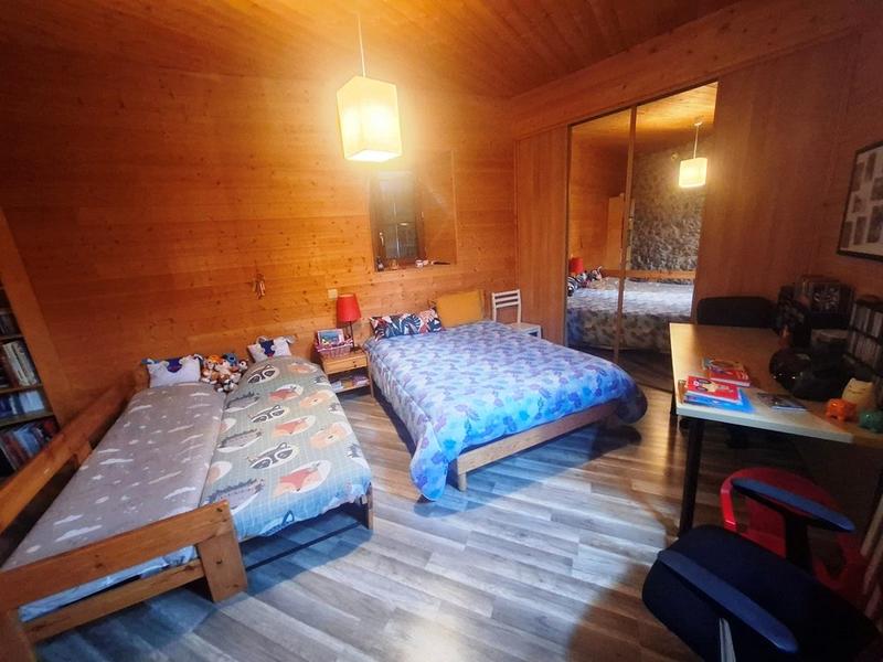 Maison traditionnelle - 180 m² - 7 pièces