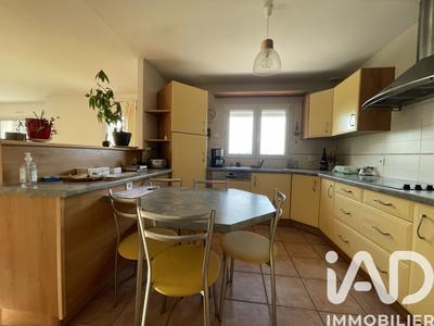 Maison - 91 m² - 5 pièces