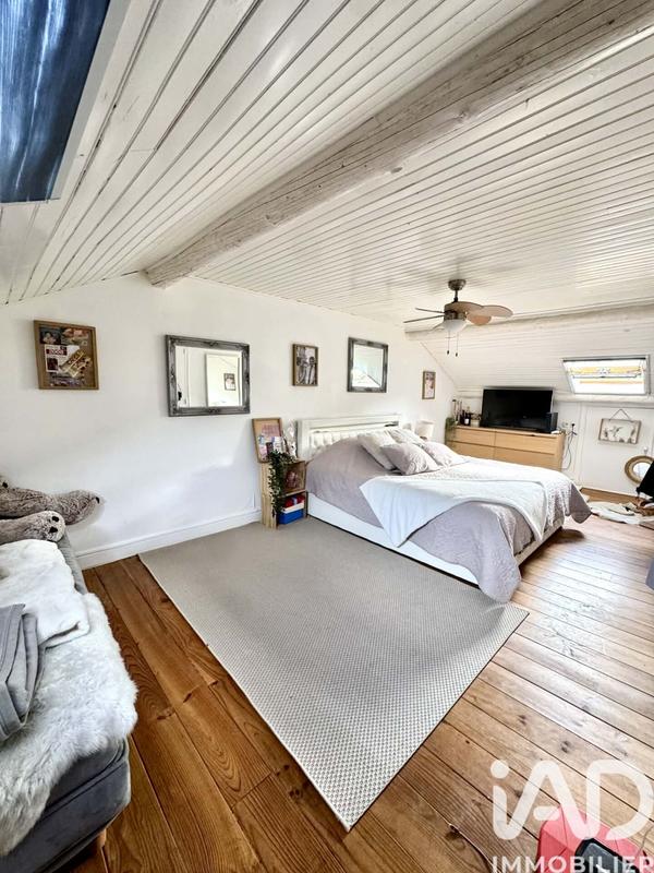 Maison - 320 m² - 10 pièces