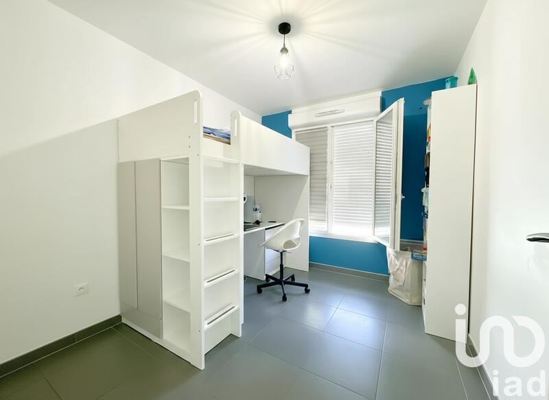 Appartement - 80 m² - 4 pièces