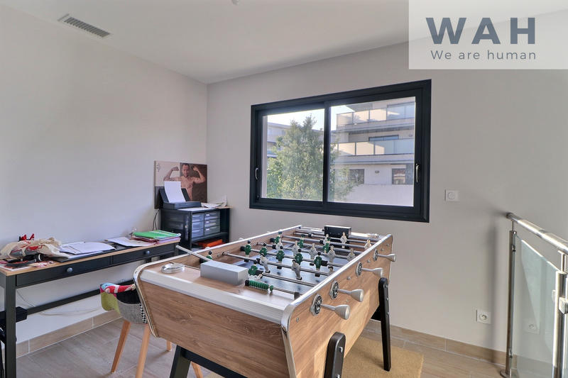 Villa - 160 m² - 6 pièces