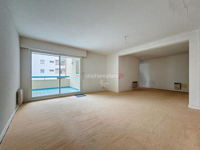 Appartement - 81 m² - 3 pièces