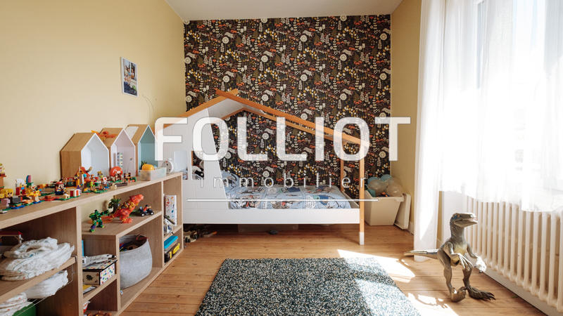 Maison - 226 m² - 9 pièces