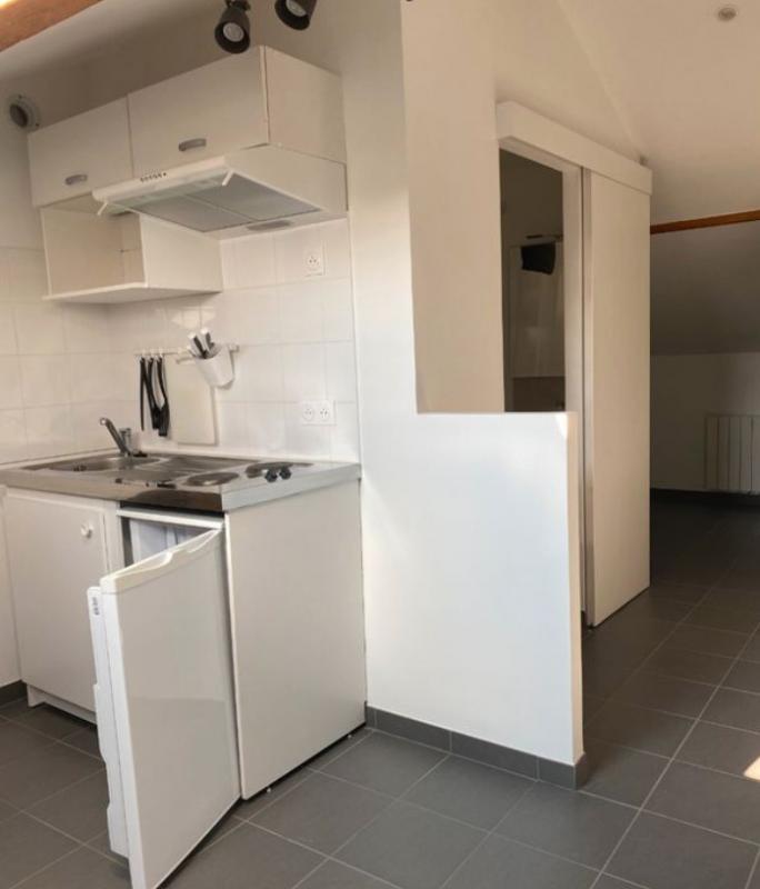 Studio - 14 m² - 1 pièce