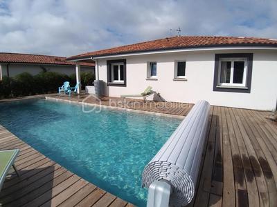 Maison - 101 m² - 4 pièces