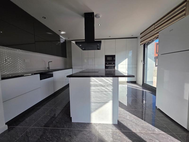 Maison contemporaine - 140 m² - 6 pièces