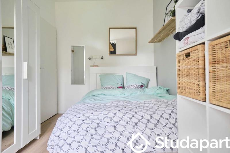 Chambre - 11 m² - 1 pièce