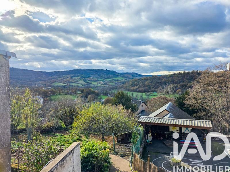 Maison de village - 89 m² - 6 pièces