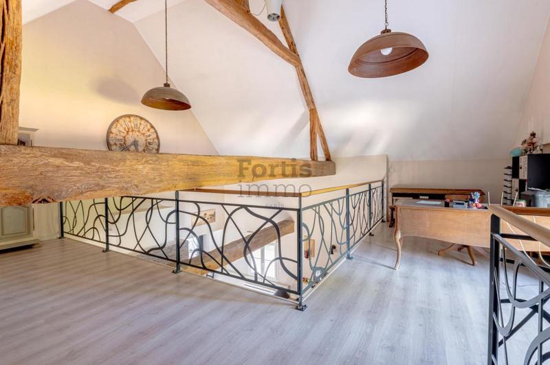 Corps de ferme - 353 m² - 11 pièces