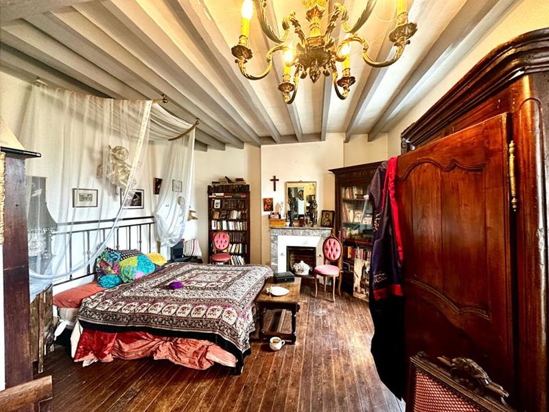 Maison - 140 m² - 5 pièces