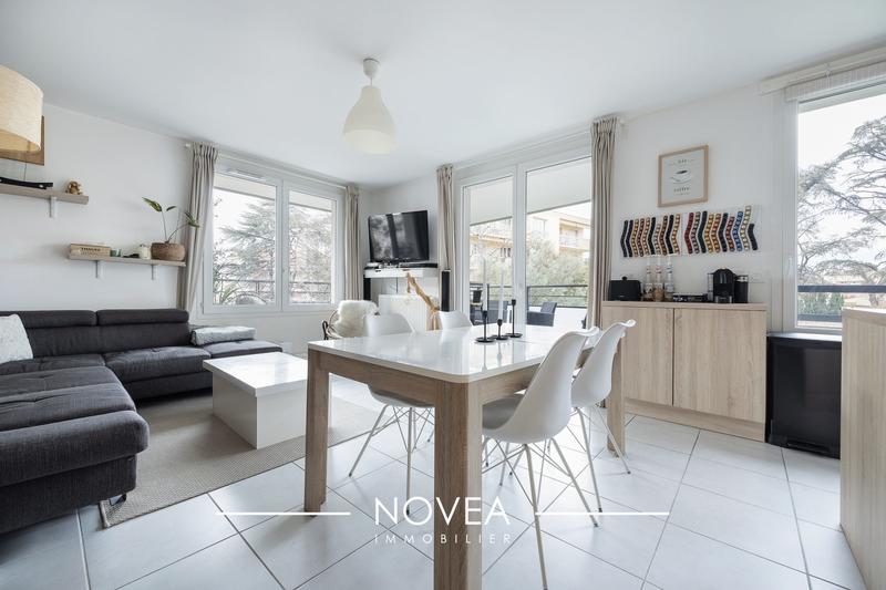 Appartement - 85 m² - 4 pièces