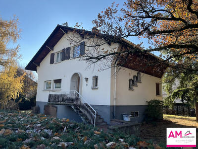 Maison - 168 m² - 7 pièces