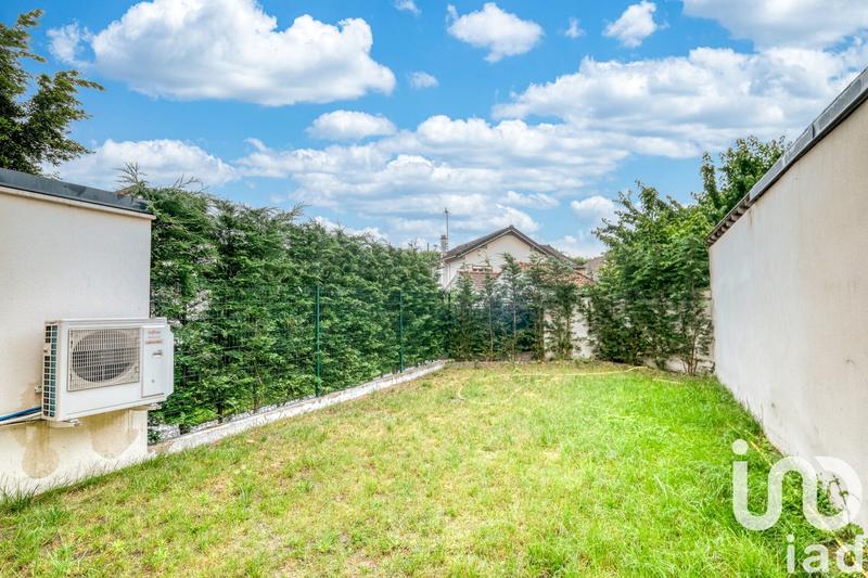 Maison - 98 m² - 4 pièces