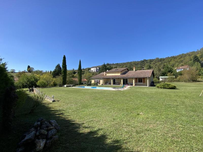 Maison - 146 m² - 6 pièces