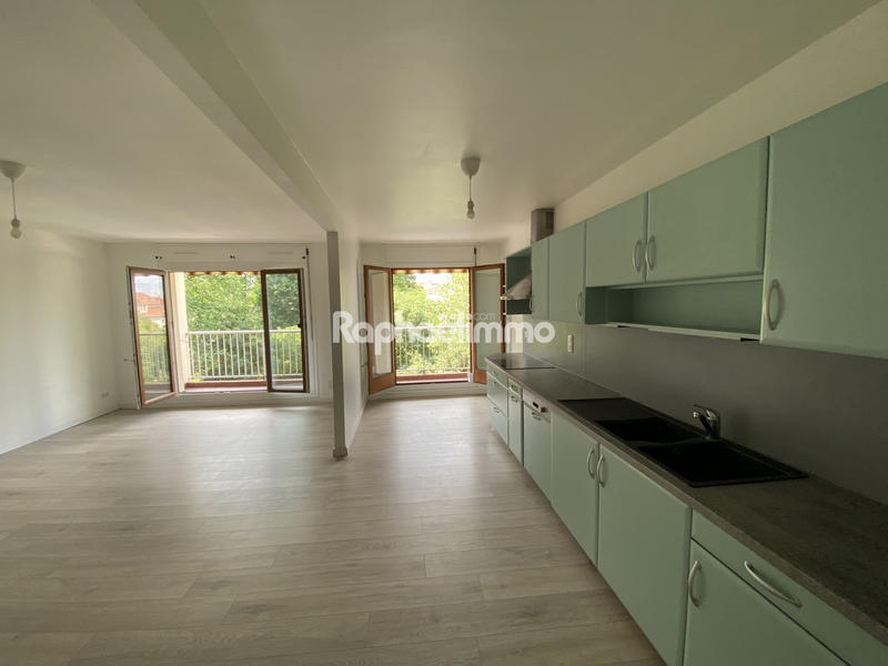 Appartement - 90 m² - 3 pièces