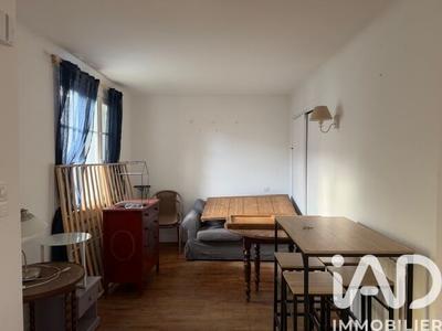 Maison de ville - 75 m² - 3 pièces