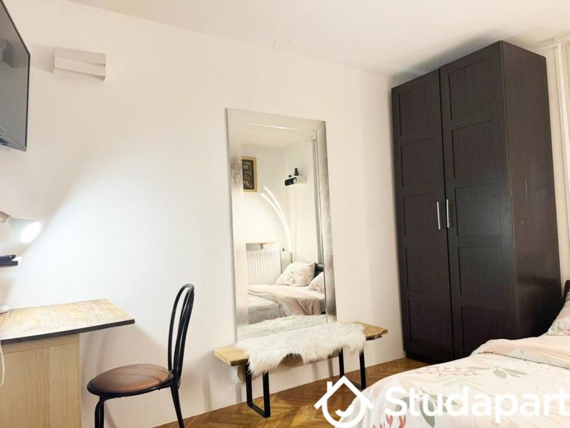 Chambre - 10 m² - 1 pièce