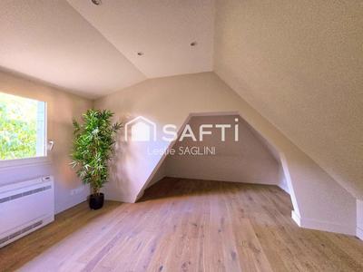 Maison - 168 m² - 5 pièces