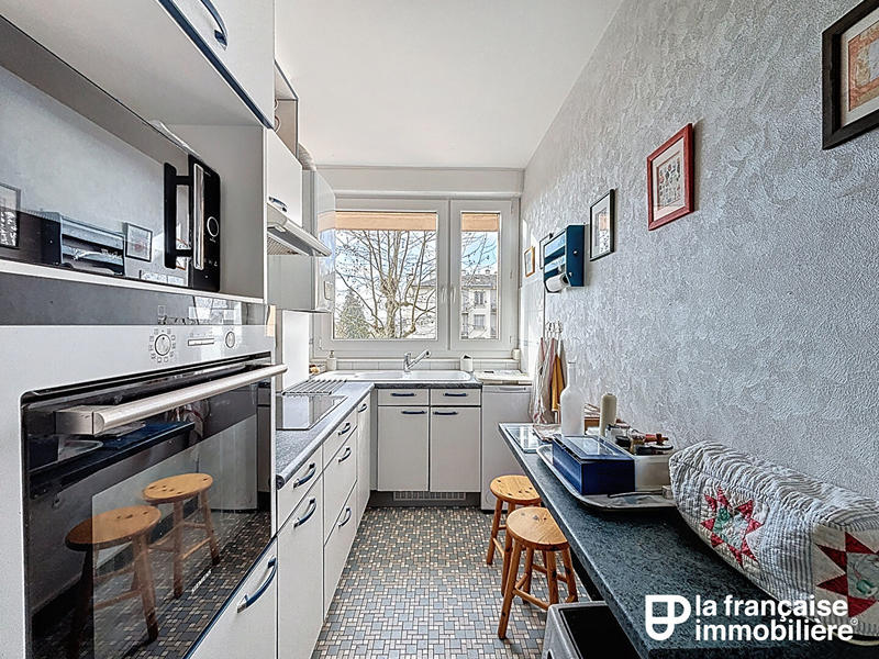 Appartement - 110 m² - 5 pièces