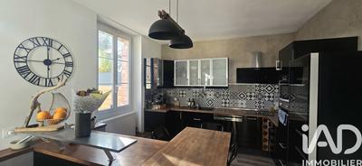 Maison de ville - 180 m² - 6 pièces