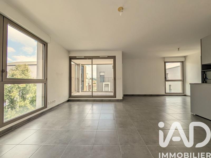 Appartement - 70 m² - 3 pièces