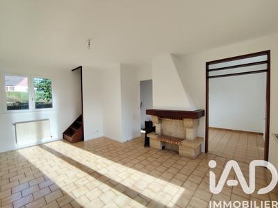 Maison - 74 m² - 6 pièces