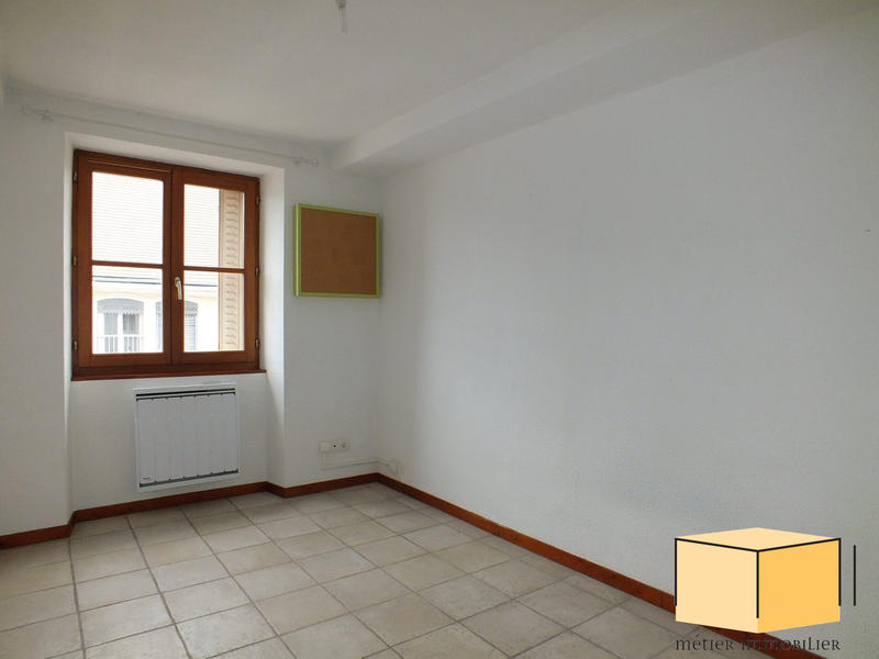 Appartement - 97 m² - 3 pièces