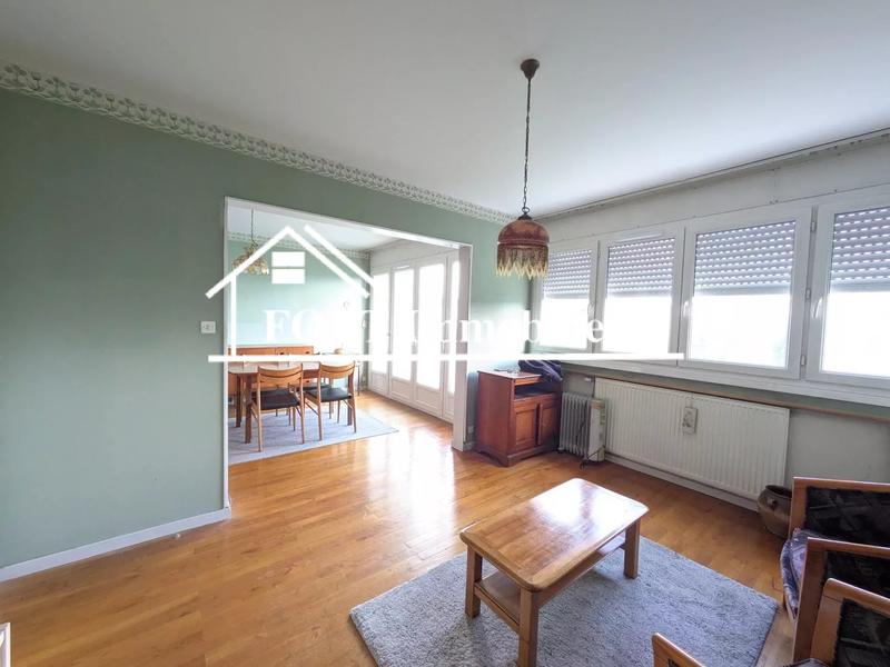 Appartement - 80 m² - 4 pièces
