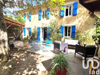 Maison - 235 m² - 8 pièces