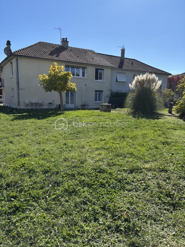 Maison traditionnelle - 135 m² - 4 pièces